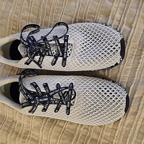 NOBULL Shoes - Nobull New England Mesh Runner